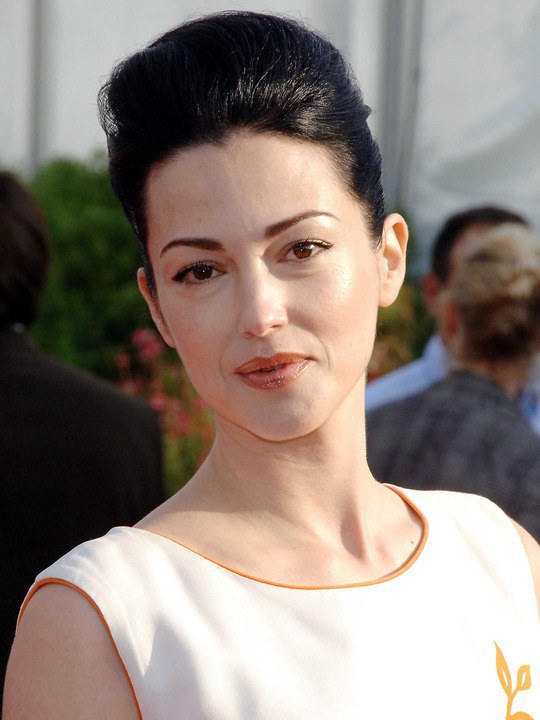 朱莉·德赖弗斯 Julie Dreyfus照片