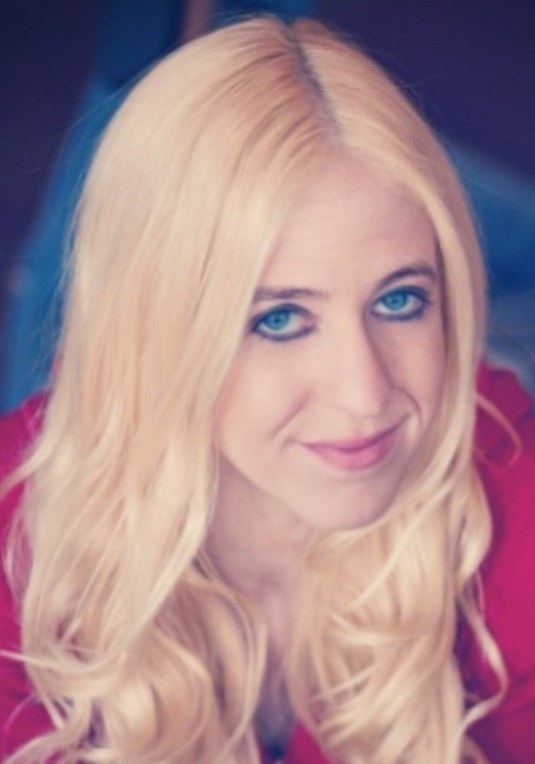 艾丽卡·琳恩·马克扎雷克 Erica Lynne Arden照片