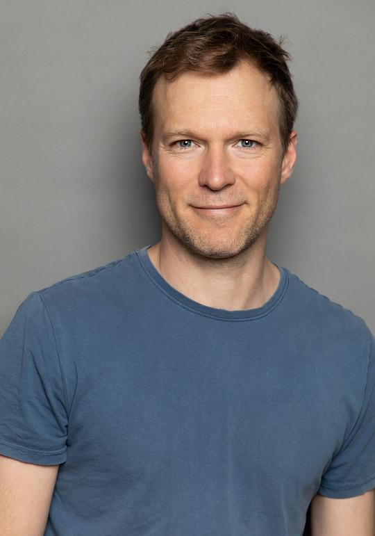 汤姆·奥沙利文 Tom O'Sullivan照片