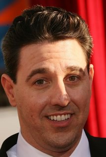 卢·罗曼诺 Lou Romano照片