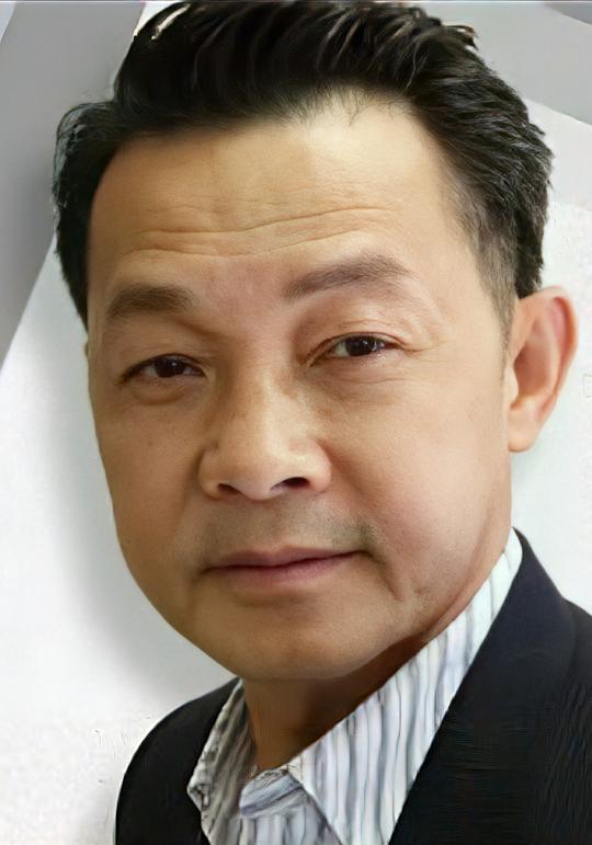 李冈龙 Eddie Li照片