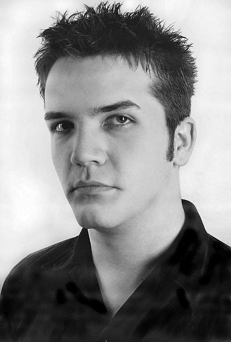 达斯汀·迈尔斯 Dustin Miles照片