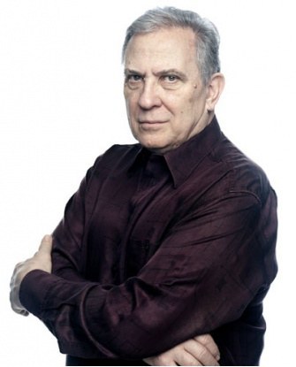 瓦伦丁·普拉塔里努 Valentin Platareanu照片