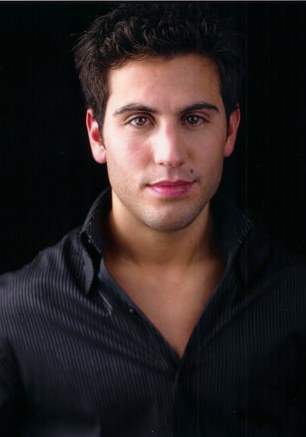 丹尼尔·迪桑图 Daniel DeSanto照片