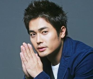 李忠秀 Jong-su Lee照片