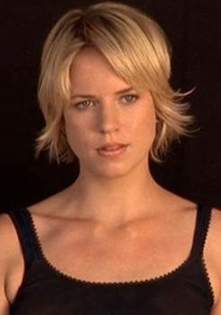 杰西卡·娜皮埃尔 Jessica Napier照片