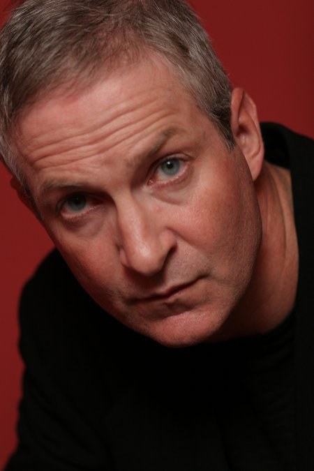 奥利弗·缪尔海德 Oliver Muirhead照片