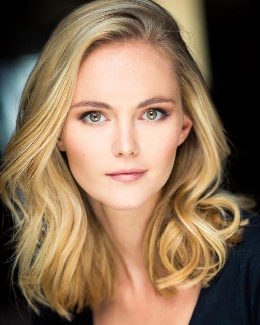 简妮·怀森纳 Jayne Wisener照片