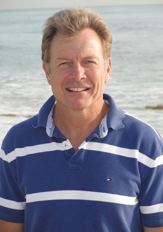 梅里特·尤恩卡 Merritt Yohnka照片