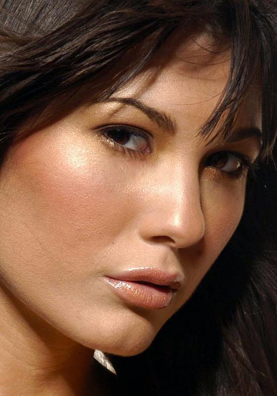 克莱斯特·塞森 Celeste Thorson照片