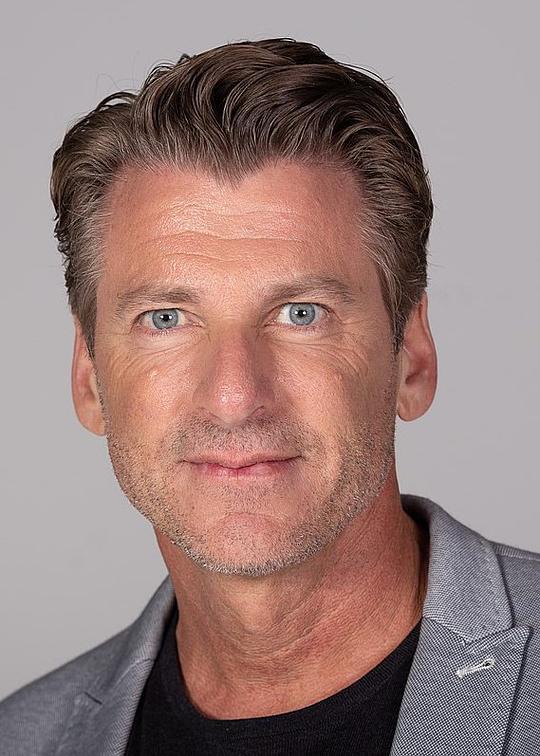 赫伯特·乌利齐 Herbert Ulrich照片