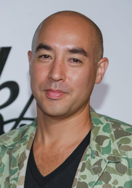 马克斯·奥斯特维斯 Max Osterweis照片