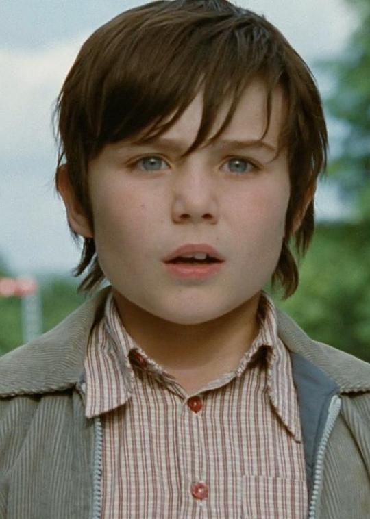 托马斯·伯恩 Thomas Byrne照片