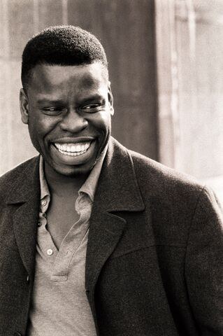 费米·依鲁福祖 Femi Elufowoju Jr.照片