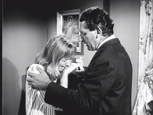 罗谢尔·奥利弗 Rochelle Oliver照片