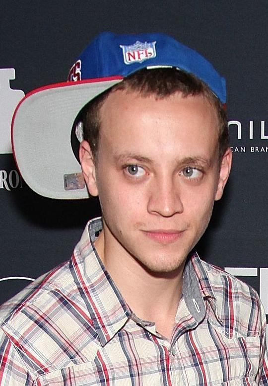 彼得·安东尼·唐伯蒂斯 Peter Anthony Tambakis照片