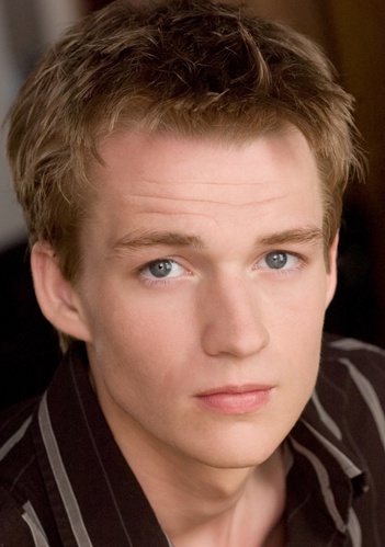 梅森·甘布 Mason Gamble照片