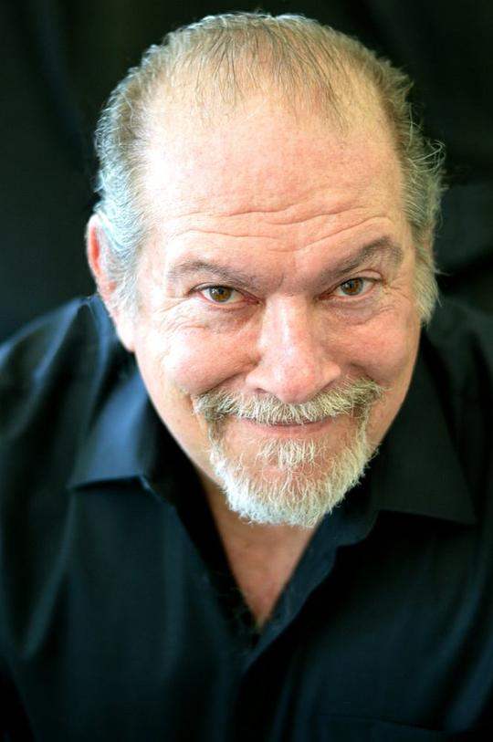 卡尔·布瑞斯勒 Carl Bressler照片