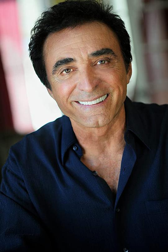 查利·皮切尔尼 Charlie Picerni照片