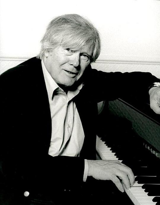 克洛德·迪内通 Claude Duneton照片