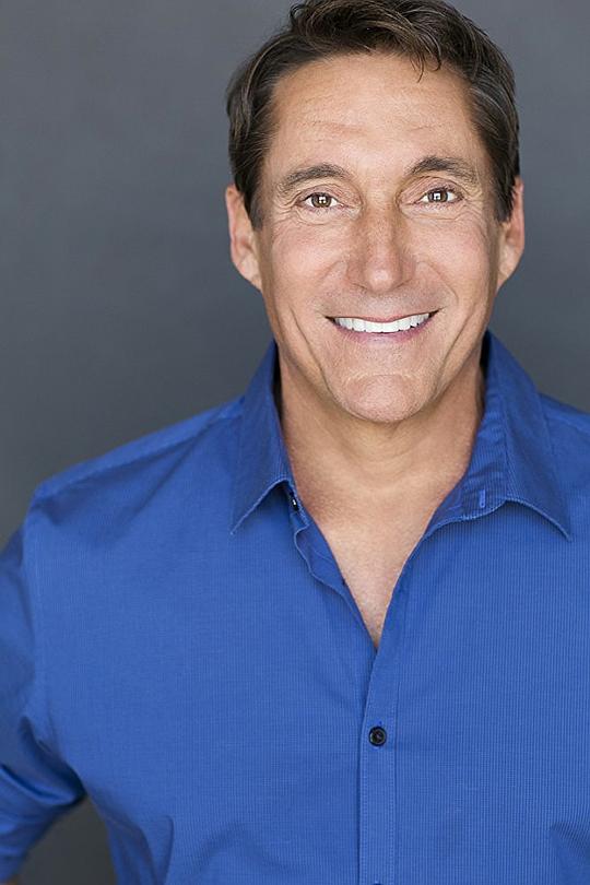 迈克·柯贝特 Michael Corbett照片