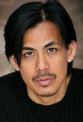 伯特·布洛斯 Burt Bulos照片