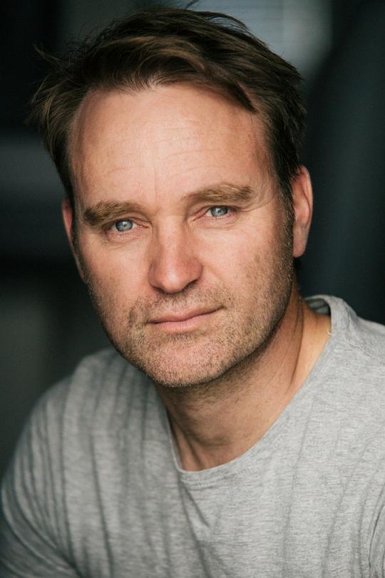 威尔·华莱士 Will Wallace照片