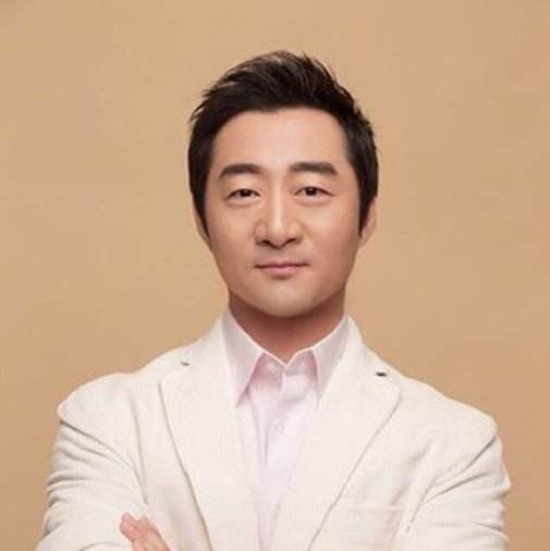 王星瀚 Xinghan Wang照片