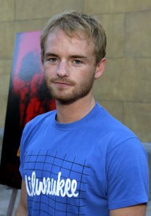 克里斯托弗·马斯特森 Christopher Masterson照片