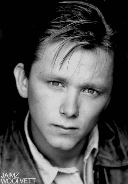 杰姆·沃尔福特 Jaimz Woolvett照片