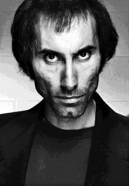 安东尼·詹姆斯 Anthony James照片