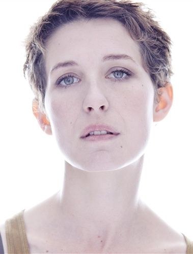 萨拉·格莱宾 Sarah Grappin照片