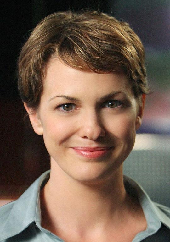 拉丽莎·奥蕾尼克 Larisa Oleynik照片