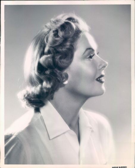 杰尼·米多斯 Jayne Meadows照片