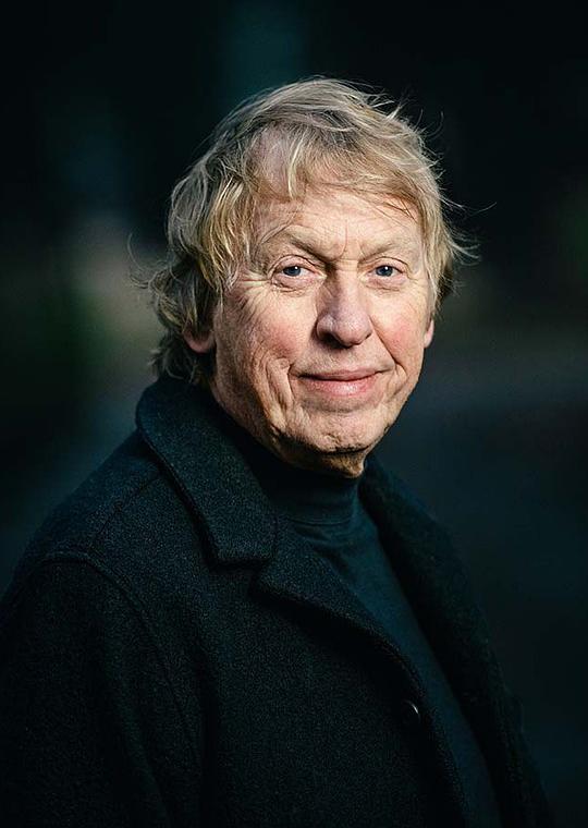 托马斯·冯·布罗姆森 Tomas von Brömssen照片