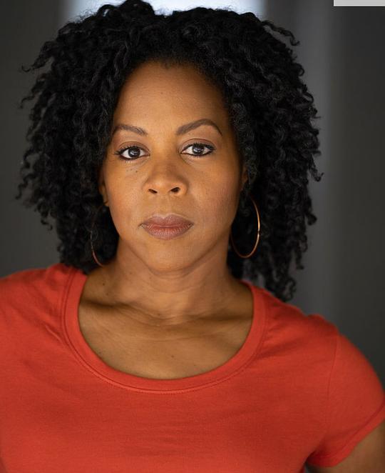 唐吉·安布罗斯 Tangie Ambrose照片