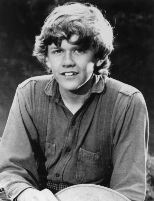 罗伯特·麦克纳夫顿 Robert MacNaughton照片