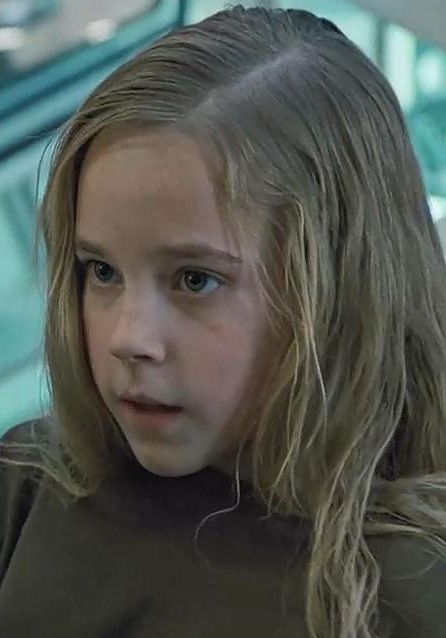 凯莉·赫恩 Carrie Henn照片