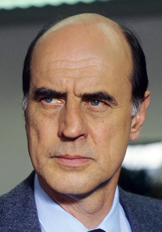 安东尼·卡里克 Antony Carrick照片