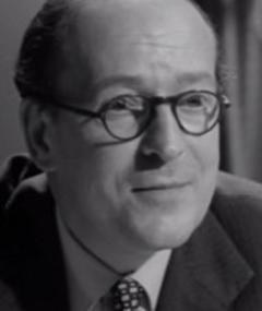 莱斯利·弗伦奇 Leslie French照片