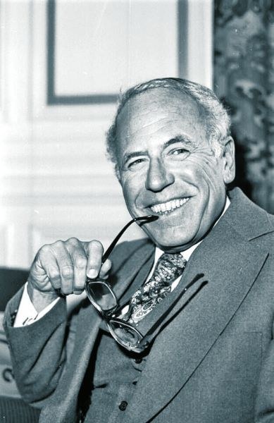 阿瑟·黑利 Arthur Hailey照片