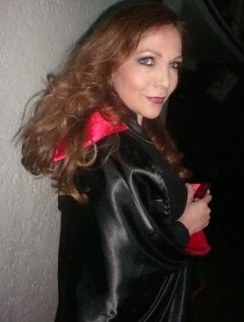 埃德纳·博尔坎 Edna Bolkan照片