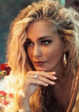 卡罗琳·科西 Caroline Cossey照片