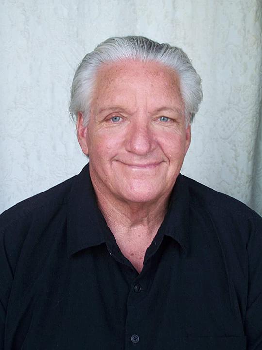 克拉伦斯·菲尔德 Clarence Felder照片