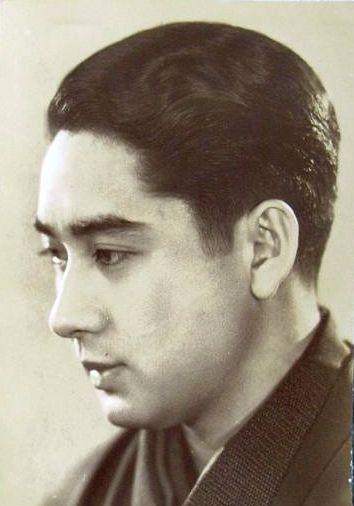 长谷川一夫 Kazuo Hasegawa照片