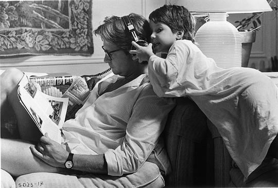 艾伦·汉密尔顿.尼森 Ellen Hamilton Latzen照片