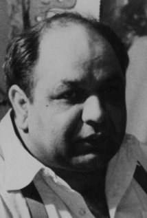 理查德·S·卡斯特尔诺 Richard S. Castellano照片