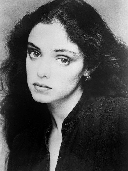 凯瑟琳·贝勒 Kathleen Beller照片