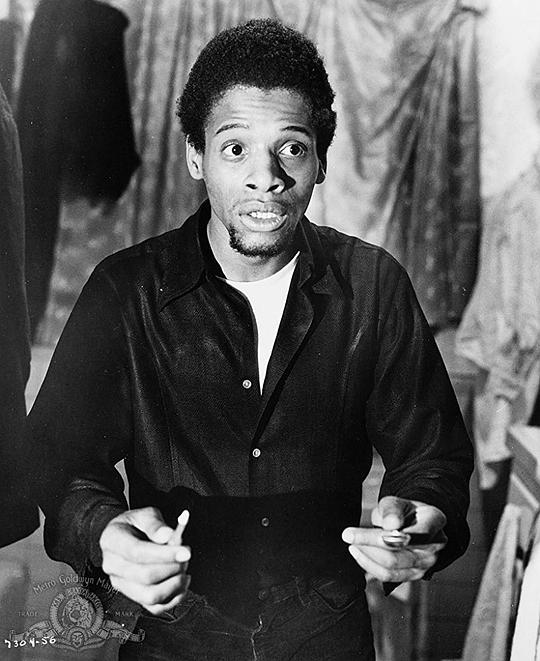 穆瓦科·卡姆布卡 Mwako Cumbuka照片