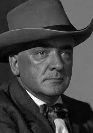 迈克·拉里 Mike Lally照片